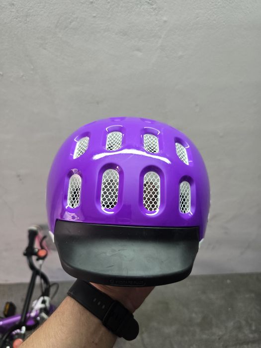 Woom 2 fioletowy z kaskiem i adapterami