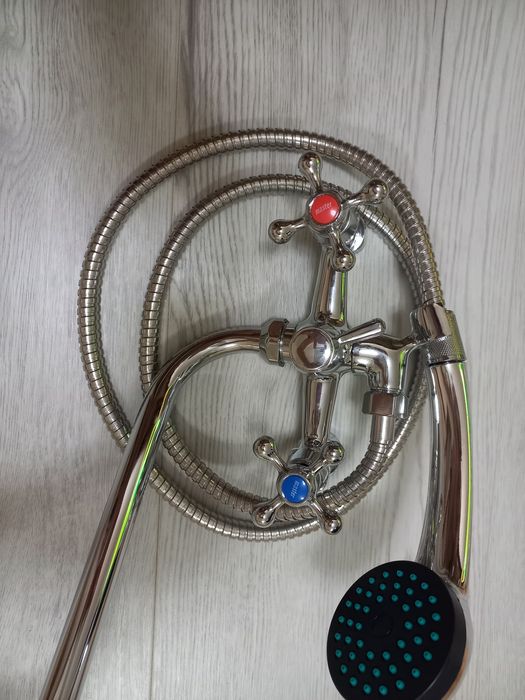 СТОП АКЦИЯ!Змішувач/кран/смеситель для ванны с душем Master 141/143