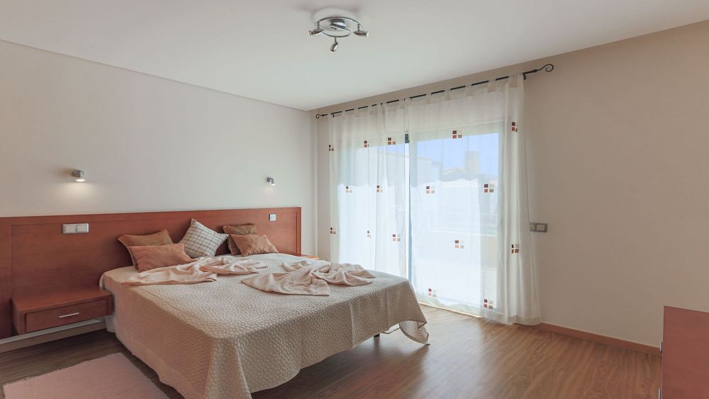 Moradia M4 c/ Piscina p/ Férias. Albufeira-Algarve.