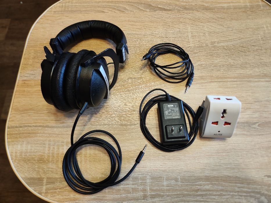Продам наушники Beyerdynamic DT 770 M + усилитель FiiO E9