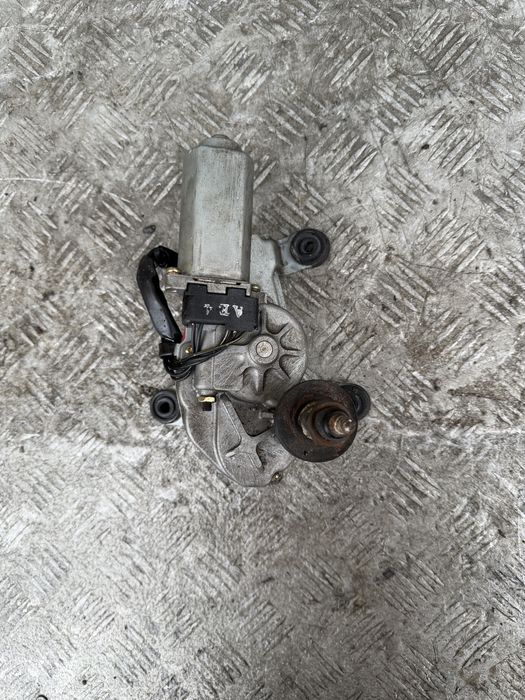 98700-26000 моторчик дворника заднего santa fe 1