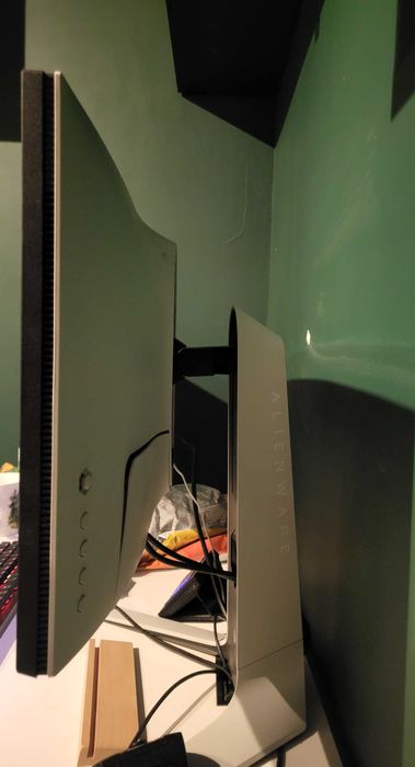 Monitor Dell Alienware AW2721D