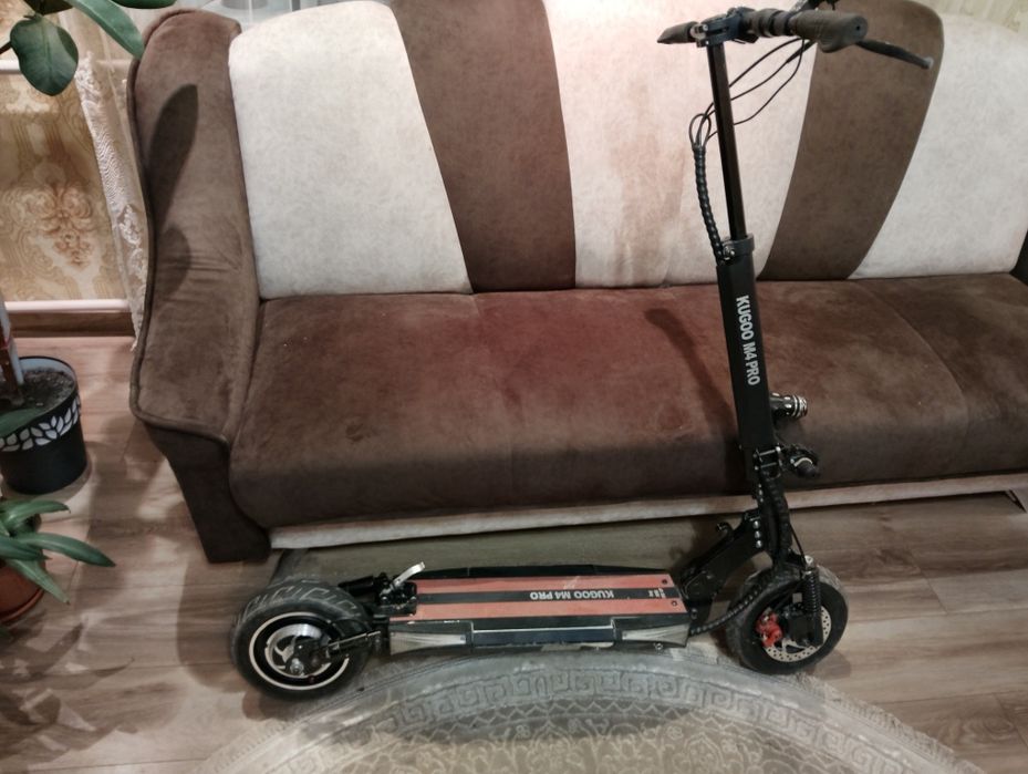 Електросамокат kugoo m4 pro Jilong 48V 18Ah 500W – стан супер