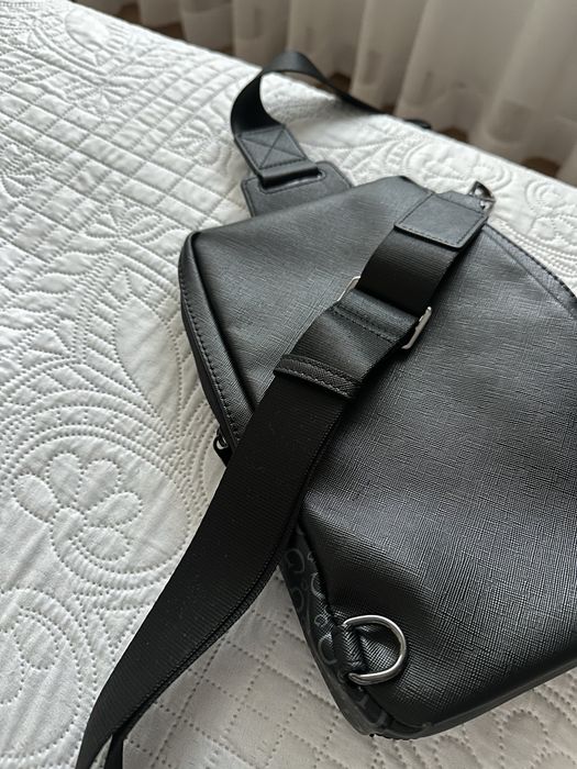 Bolsa da GUESS Nova