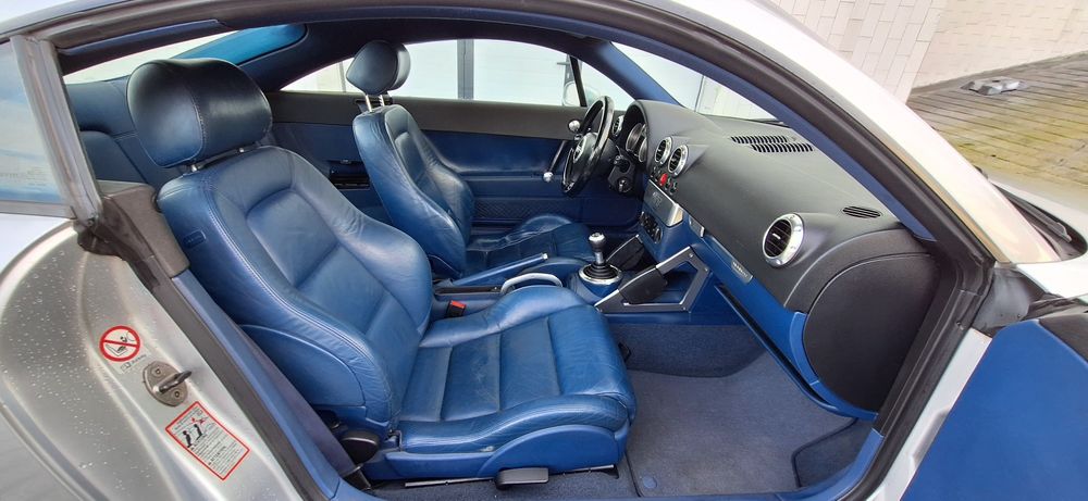 Audi tt QUATTRO 180cv