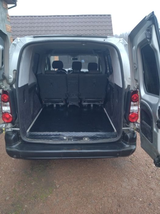 Продам авто Peugeot Partner 2009.