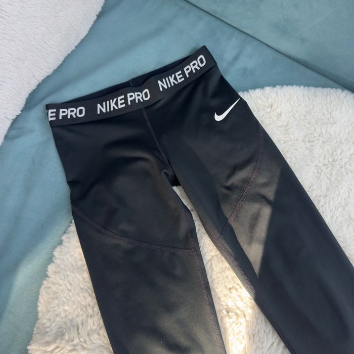 Лосіни Лосини Nike pro на дівчинку 10-11 років