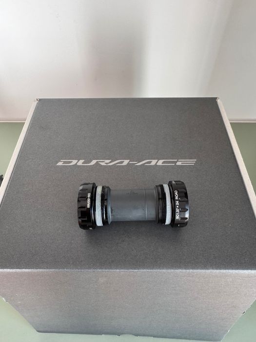 Pedaleiro Shimano Dura Ace FC-R9200 12v. + BB-R9100 BSA - novos