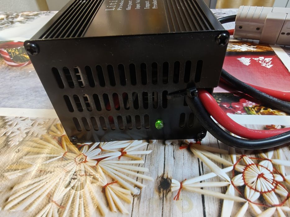 Зарядний пристрій для Lifepo4 8S (29,2 V 30A)