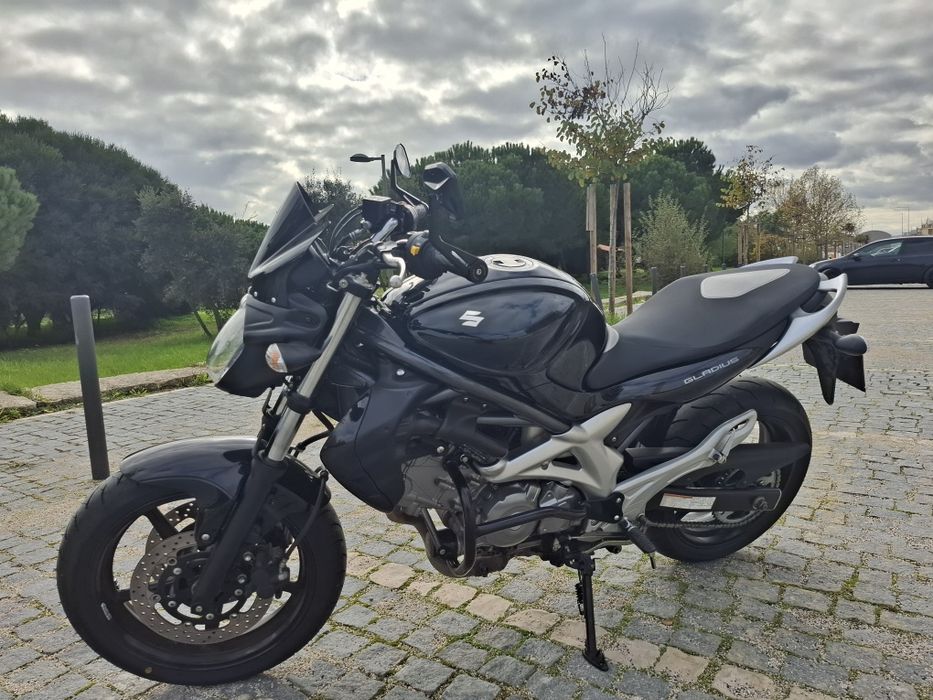 Suzuki sfv 650 gladius