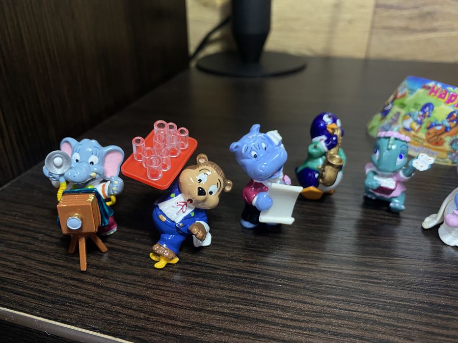 Весілля бегемотиків кіндер іграшки свадьба бегемотиков