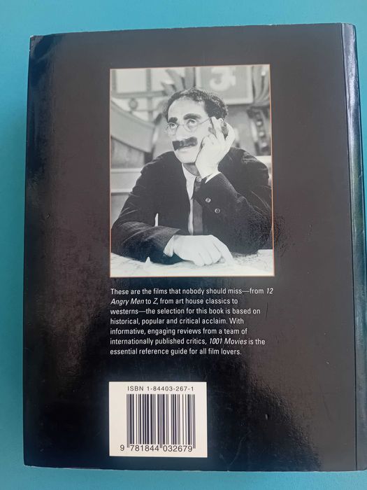 Livro sobre Cinema, estado impecável, versão inglesa, 960 páginas