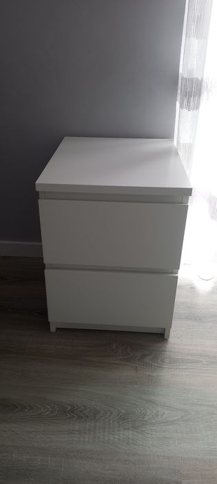 Mesa de cabeceira Malm Ikea