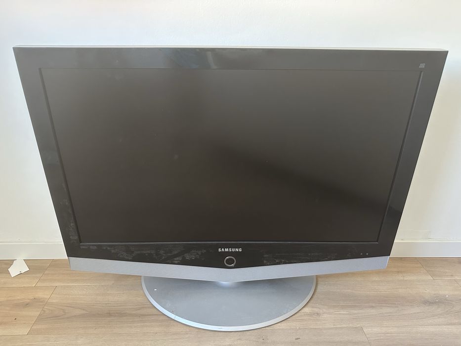Tv Samsung  hd a funcionar