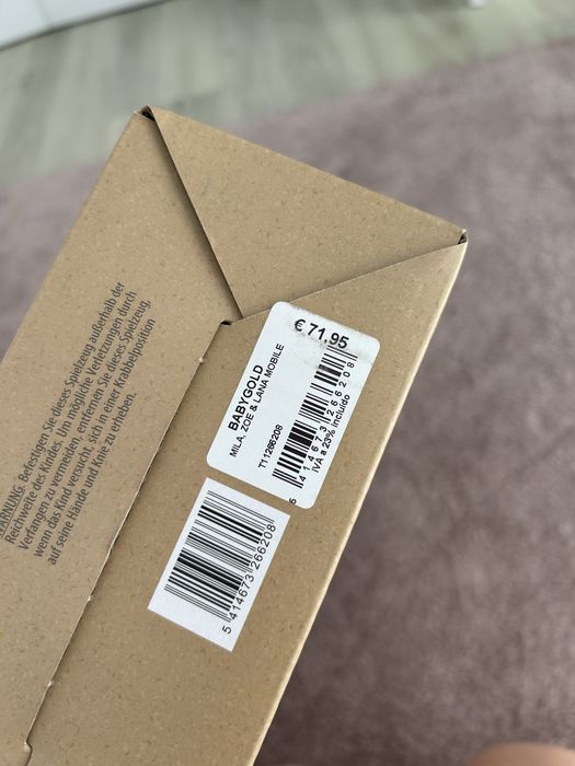 Móbil em Madeira Nattou