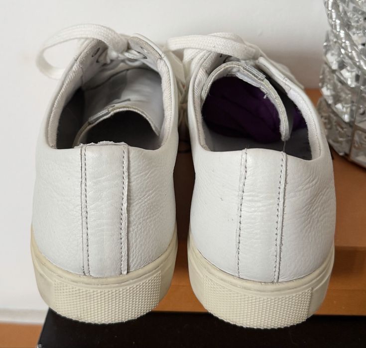 Buty trampki Levi’s skórzane białe 39
