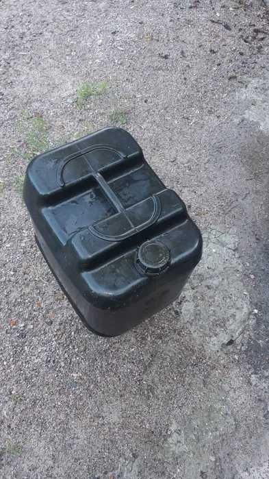 канистры  полиэтиленовые