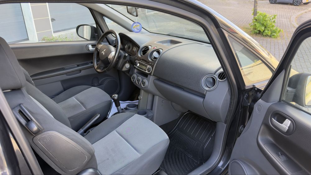 Mitsubishi colt 1.1 Ar Condicionado