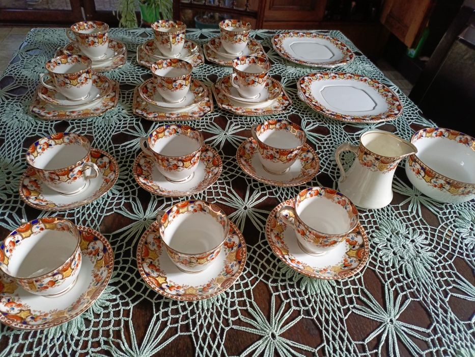 Antyk angielska porcelana królewska