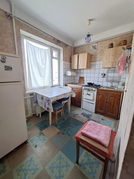 Продам 4кім по вул.Запорізького казачества Хортицький р-н