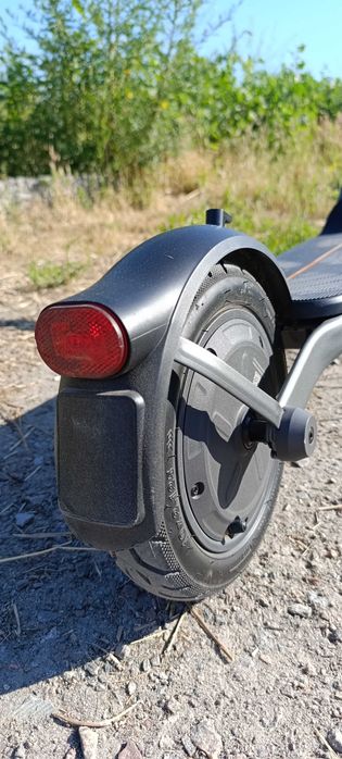 Продам електросамокат Xiaomi Electric Scooter 6 Lite GL