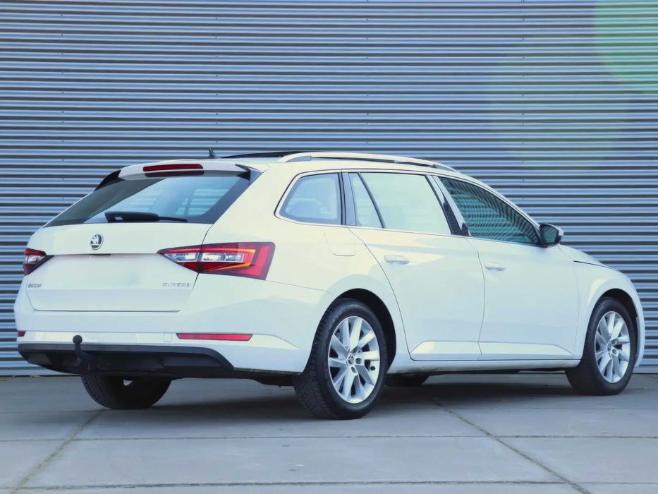 Skoda Superb      2018