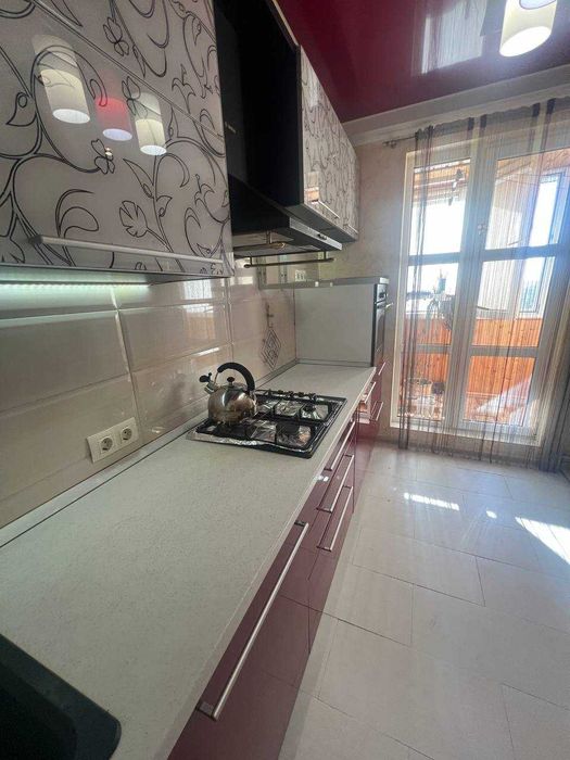 Продам 2 к кв с ремонтом мебель и техника Салтовка 520 м/р 56 кв м улучшеная планировка метро 7 мин пешком Гв-Широнинцев 49 Г