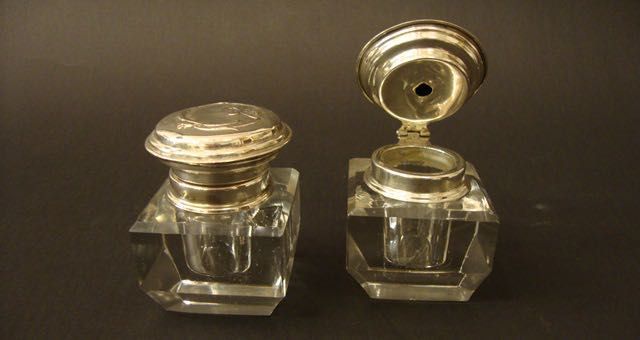 Grande Tinteiro antigo de Secretária