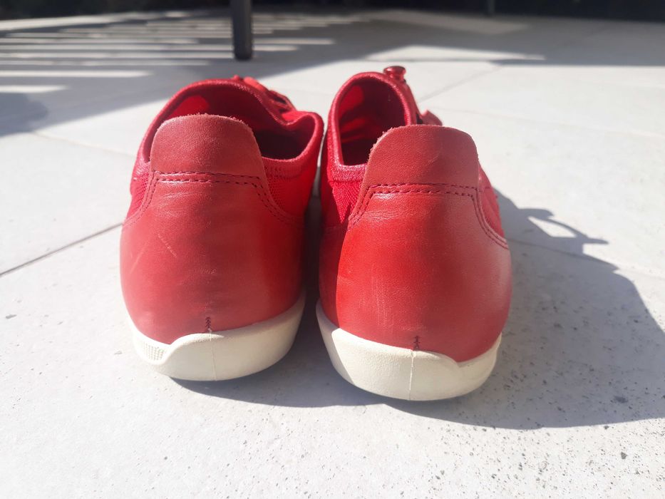 Buty Ecco wsuwane