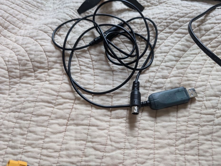 FS-i6 aparatura I wszystko do pierwszego modelu np. sky surfer