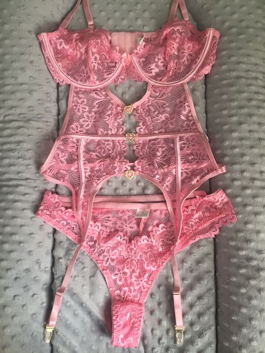 Комплект білизни