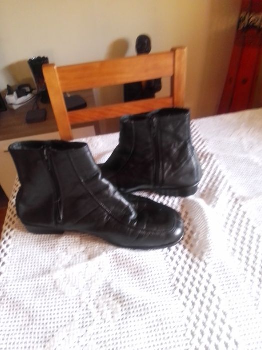 Botas muito boas e com pouco uso