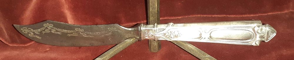 Faca Antiga em Prata Depose