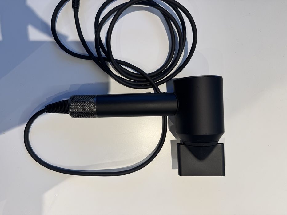 Suszarka dyson + końcówka