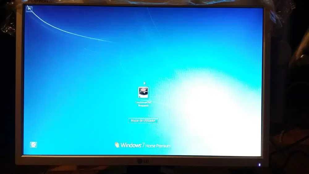 Monitor BAIXA DE PREÇO - LG -19 polegadas  +outros na descrição - Desocupar