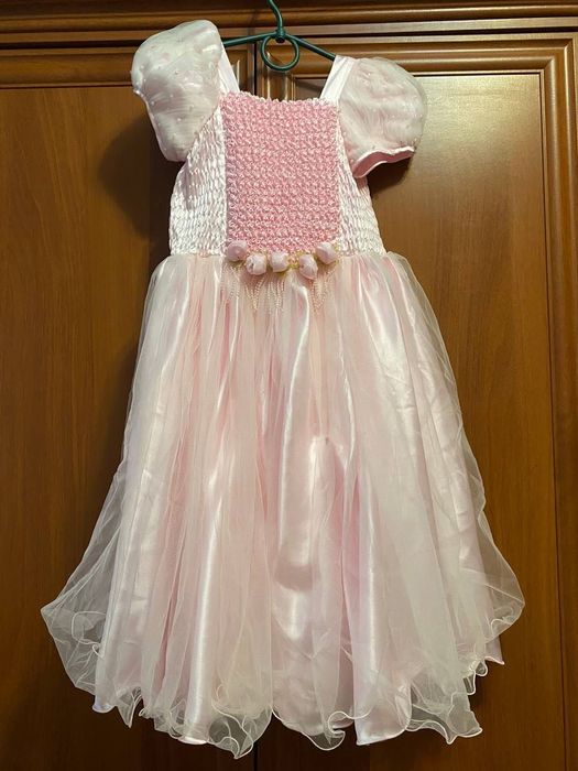 Плаття на дівчаток