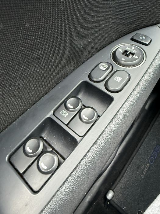 Hyundai i30 1.6mpi 130кс