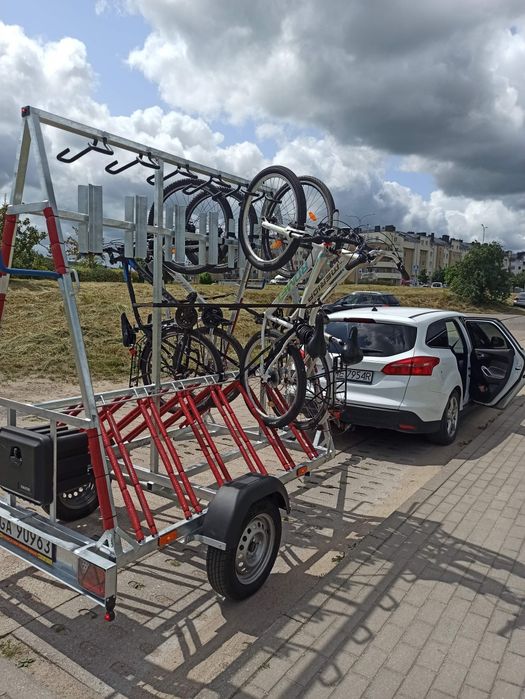 Przyczepa do przewozu 16 rowerów