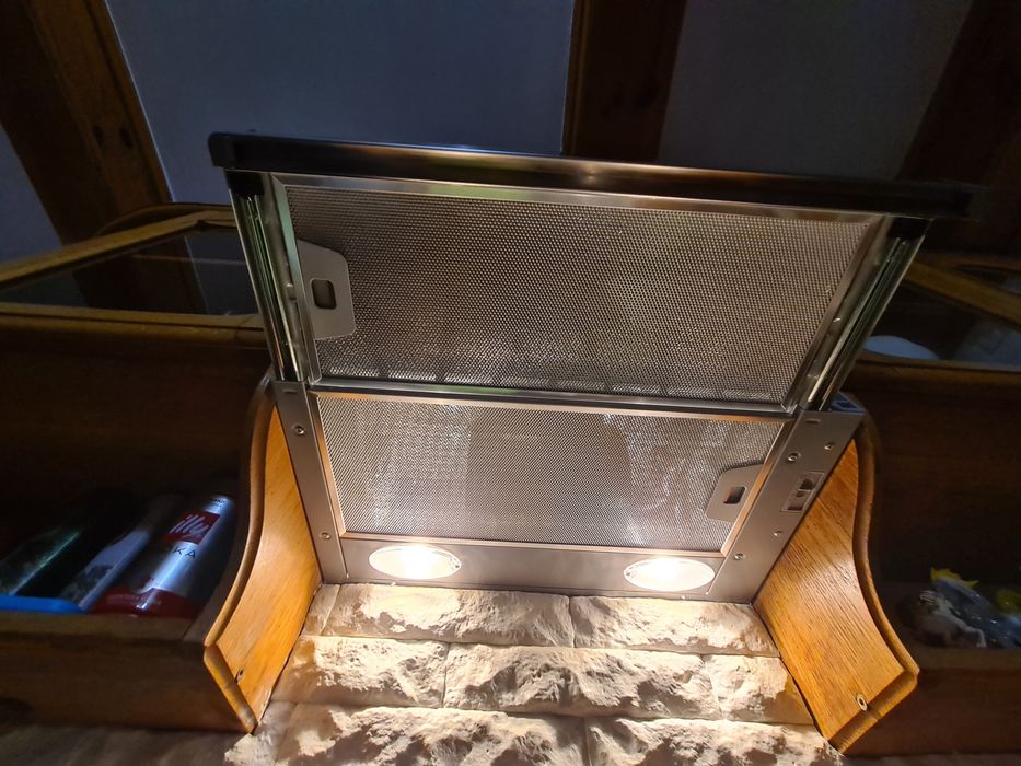 Витяжка Electrolux