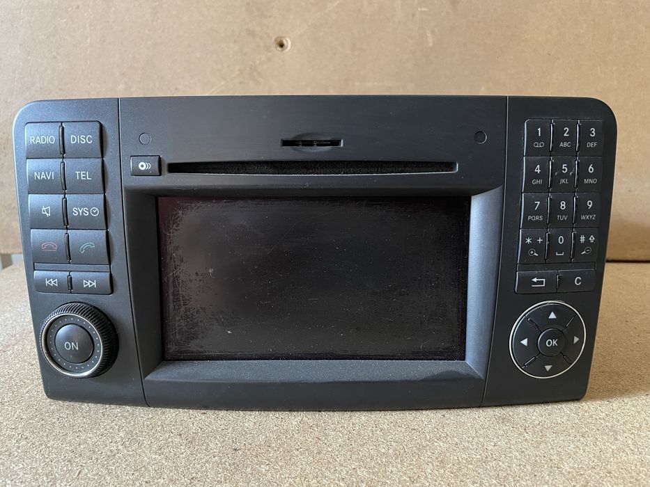 Radio Command Navi Mercedes GL X164 LIFT ML W164 LIFT BZ9831