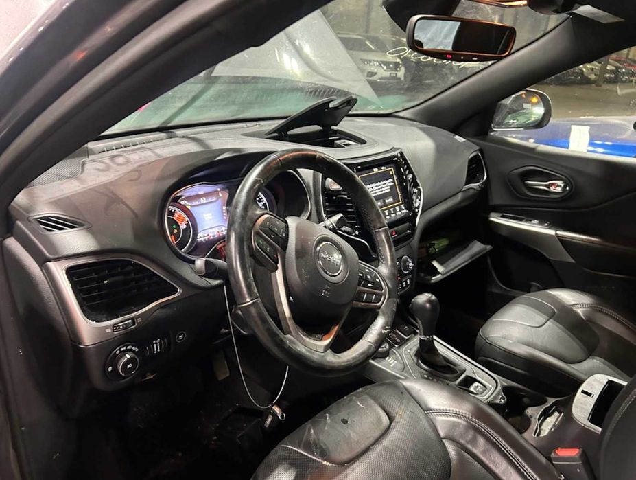 Розборка Jeep Cherokee 19 +2.0/3.2/2.4 Заходить в розбір 25.12.2024