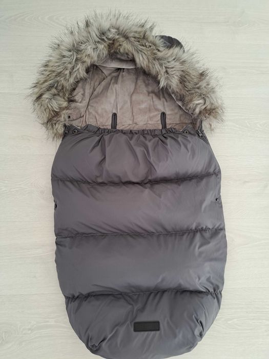 Spiworek firmy Ricokids do wózka fotelika na sanki zimowy