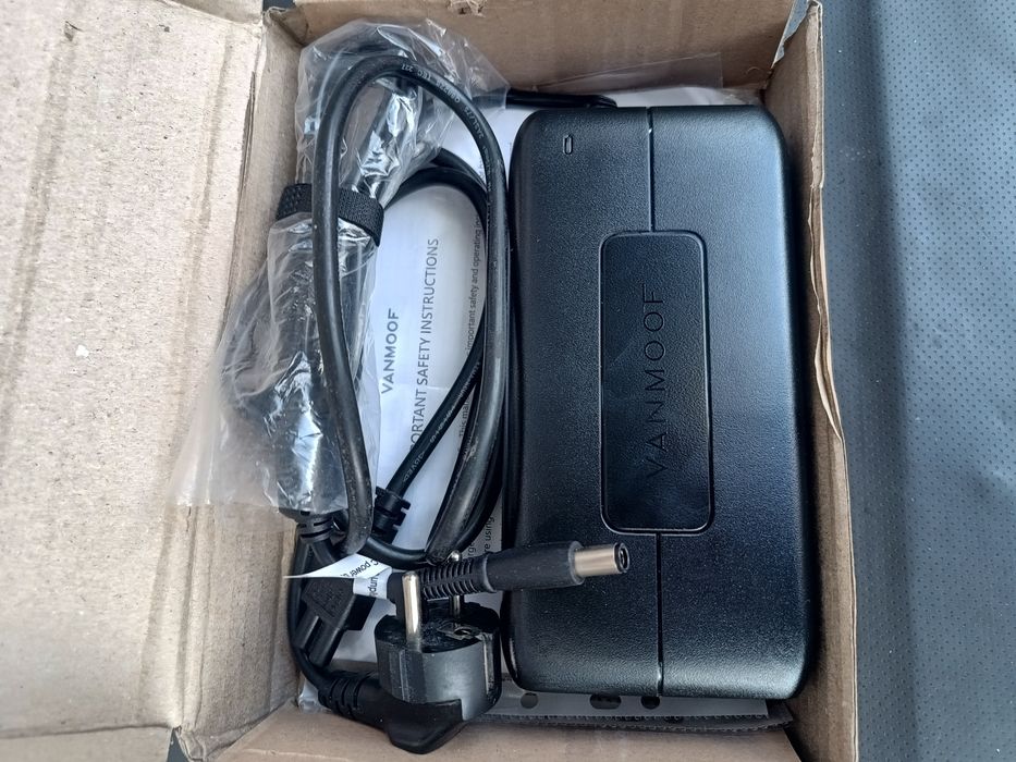 Зарядний пристрій 4Ампера Vanmoof 36-42 v