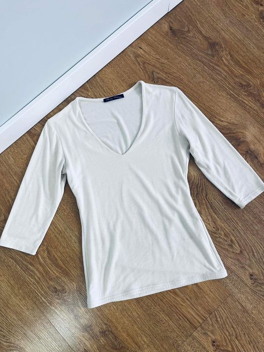 Randez vous Paris bluzka koszulka dekolt v klasyczna