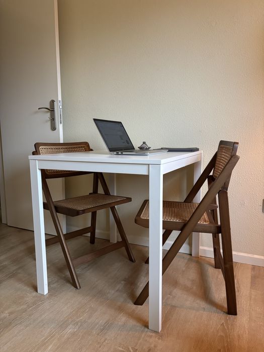 Mesa extensivel VIHALS - IKEA (usada 1 mês)