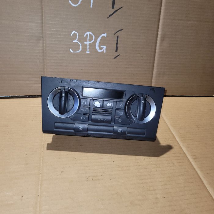 Panel nawiewu klimatyzacji audi a3 8p 2004r