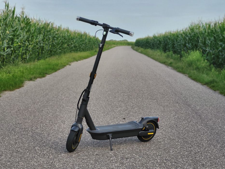 Segway Ninebot MAX G2 E, 35km/h 70KM, 15.3Ah 36V  jak nowa!