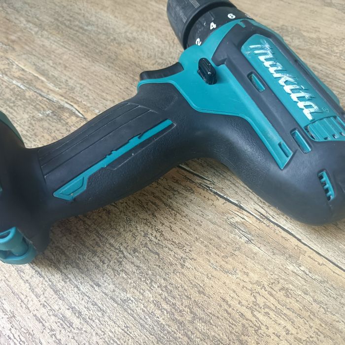 Makita Wkrętarka DF 331 D 10,8-12V