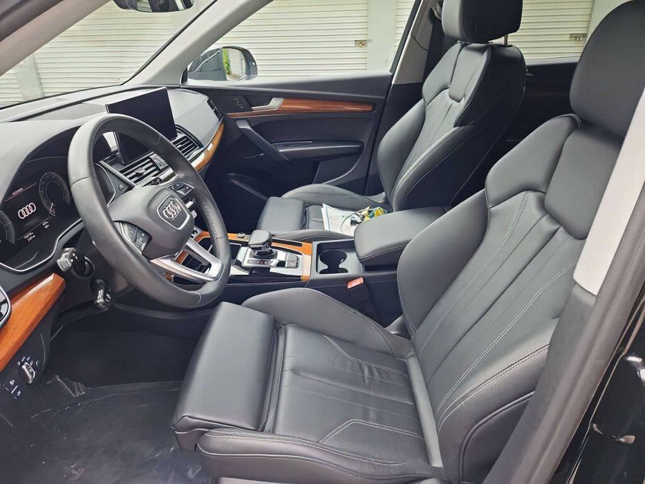 Audi Q5 e quattro S line Premium 55 TFSI      2024