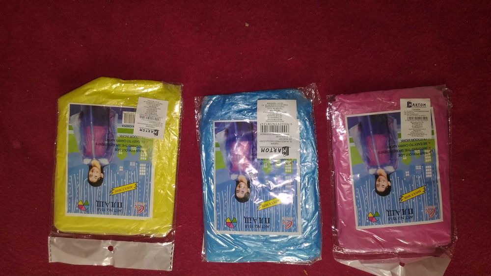 plaszcz przeciwdeszczowy